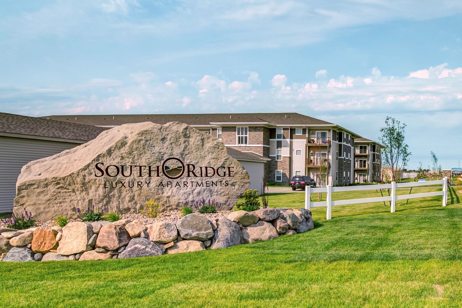 Real Capital Solutions Purchases Two Luxury Apartment Communities in Williston, North Dakota