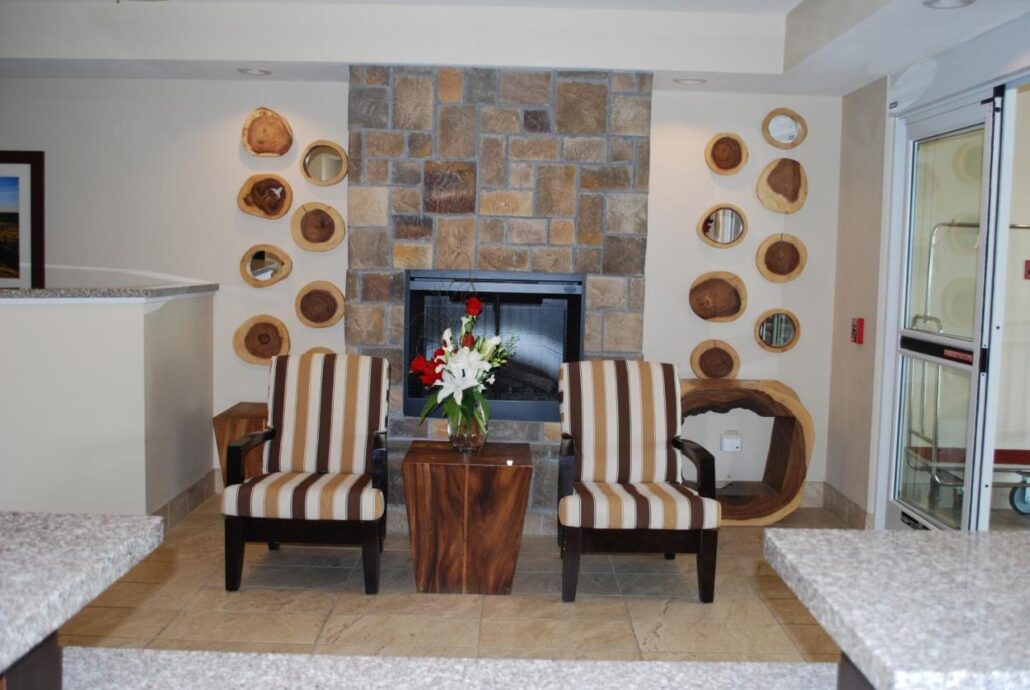 landmark-suites-int.